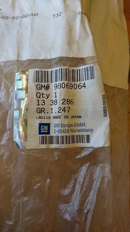 Opel Meriva A Thermostatgehäuse Kühlung Rohr neu GM