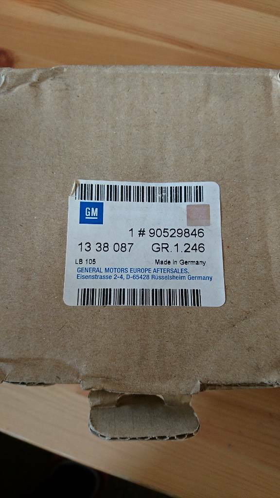 Vectra B Omega B Thermostatgehäuse neu original GM