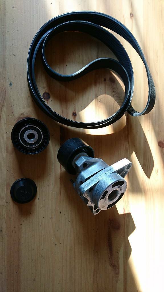 Opel Vivaro A Keilrippenriemen Spannrolle neu original GM