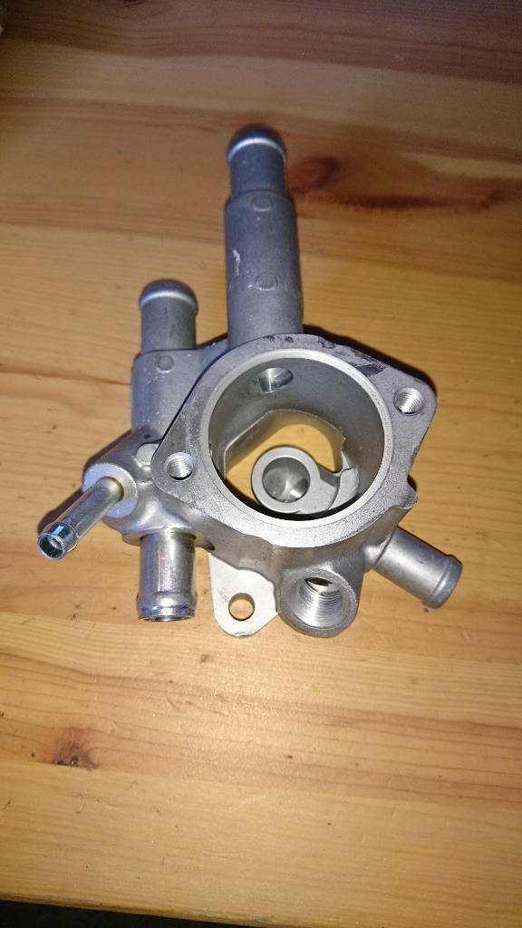 Astra G Corsa C Combo Thermostatgehäuse Original GM Opel Neu