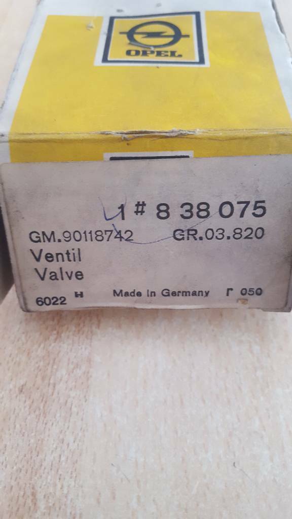Opel Ascona C Leerlaufregelventil neu original GM