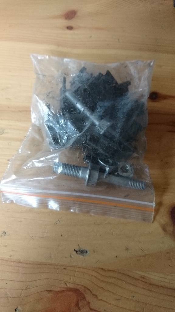 Corsa D Bremsklötze vorne neu original GM