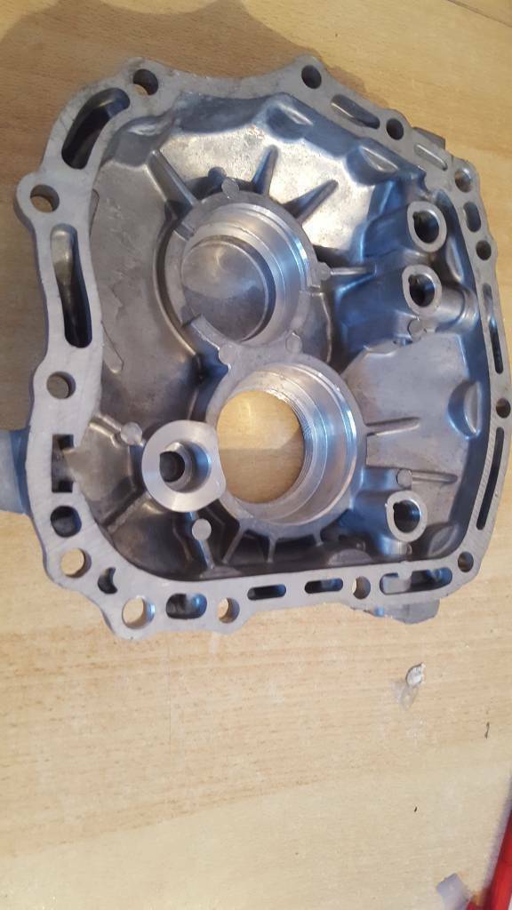 Opel Kadett E Getriebedeckel Lagerdeckel neu Original GM