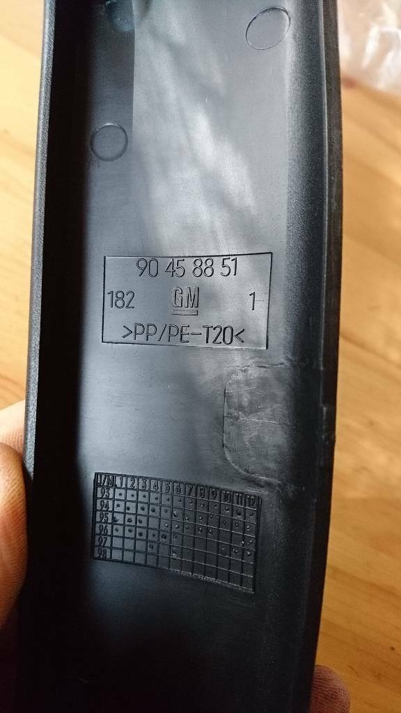 Opel Omega B Blende Aschenbecher Armaturenbrett neu original GM