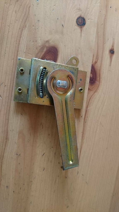 Kadett E Schloss Rückwand links neu original GM