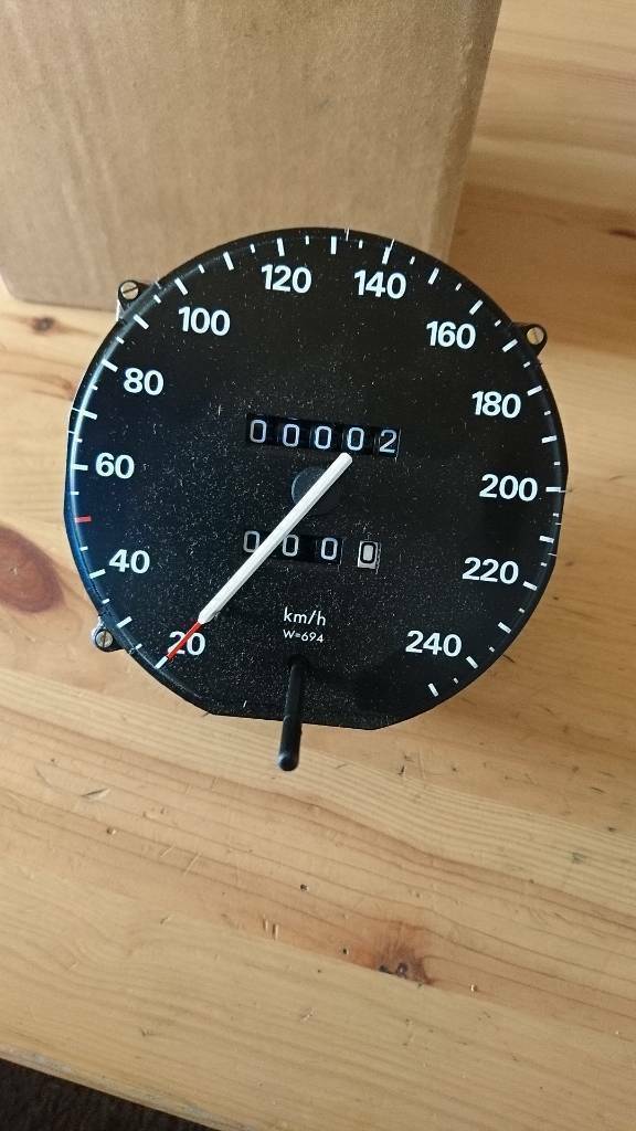 Original GM Rekord E Tachometer Tacho Neu