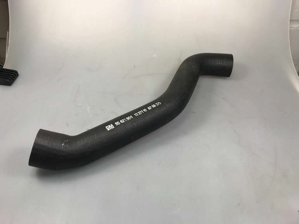 Original GM Opel Astra F 2,0 8V 16V Kühlerschlauch *NEU*
