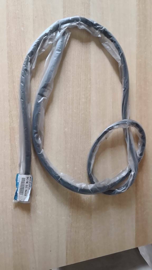 Mazda 323 Dichtung Windschutzscheibe Neu Original Mazda