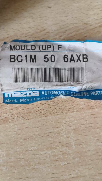 Mazda 323 Dichtung Windschutzscheibe Neu Original Mazda
