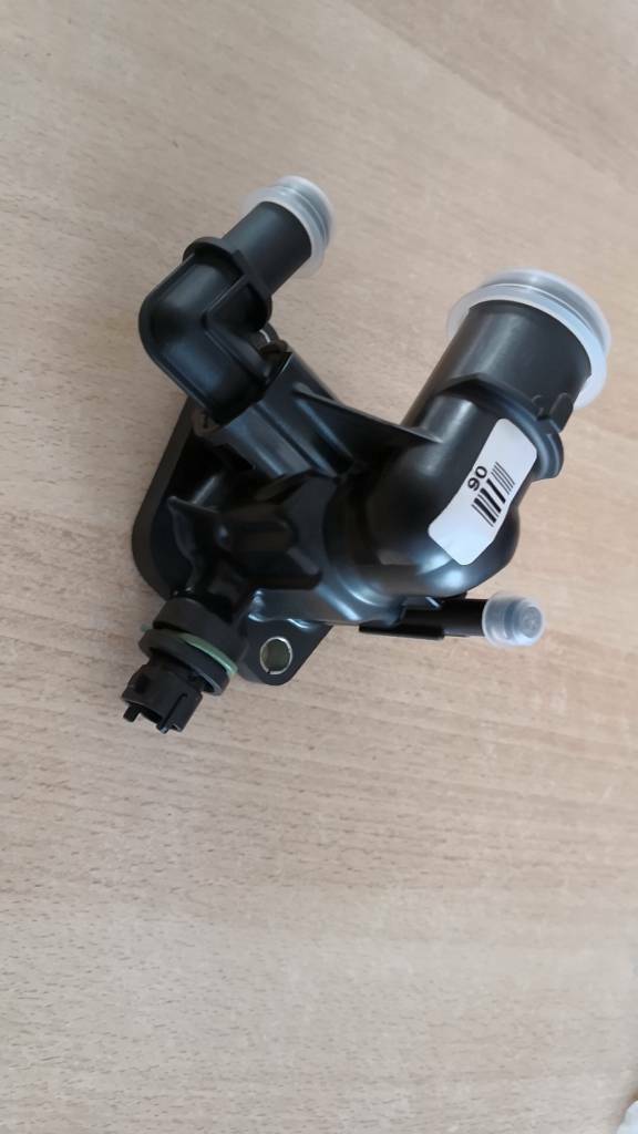 Opel Astra J Meriva B Corsa D Thermostatgehäuse neu original GM