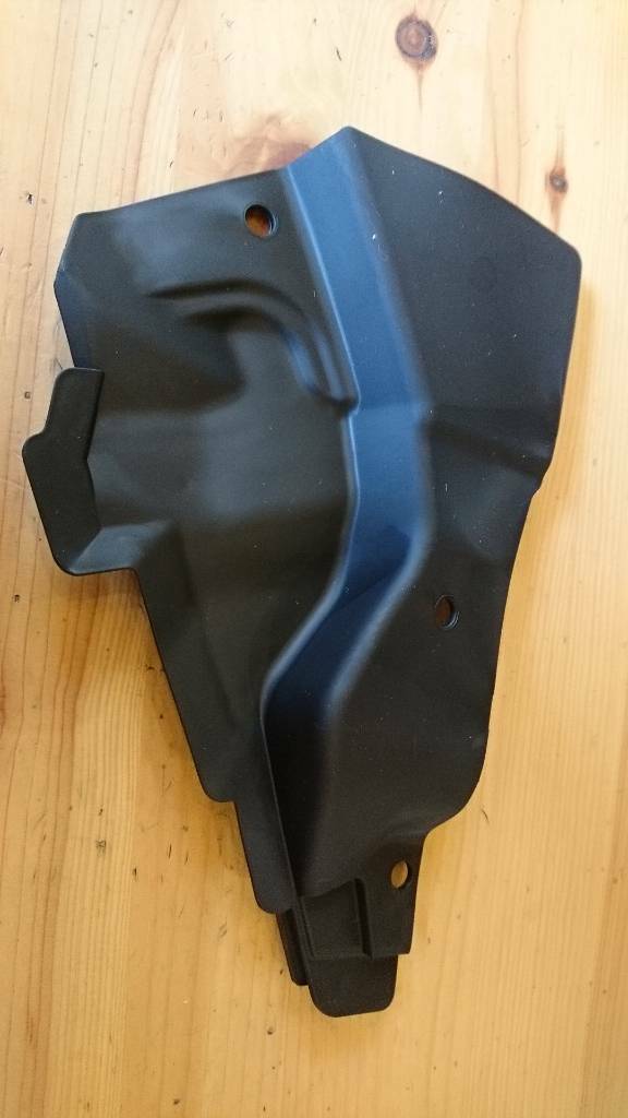 Agila B Wasserabweiser Stirnwand oben links Neu Opel