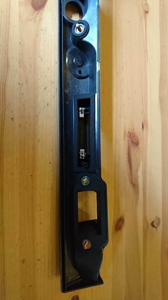 Astra f Griffleiste Heckklappe neu original 90426198