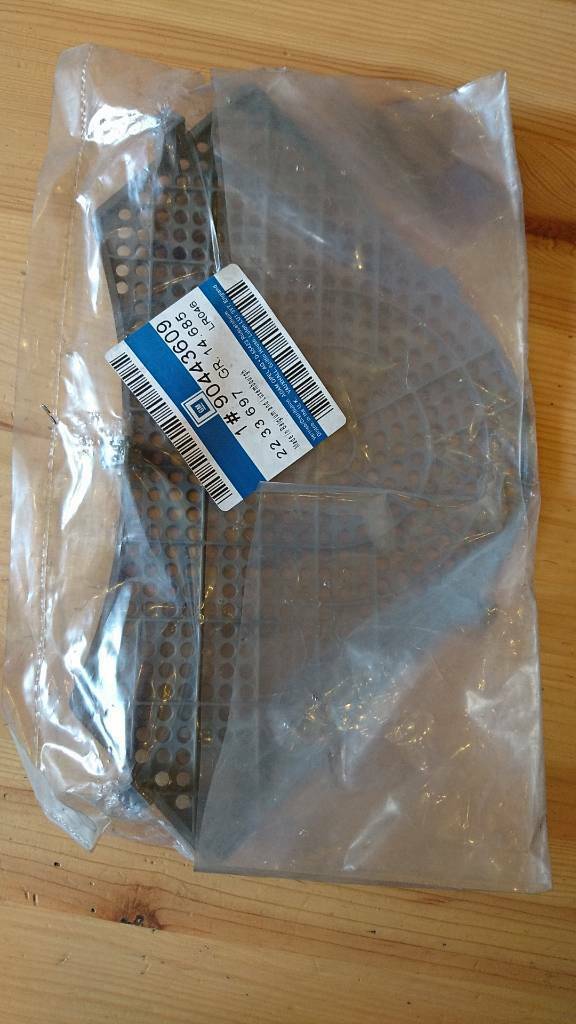 Astra F Lautsprecherabdeckung vorne links grau Neu Original GM