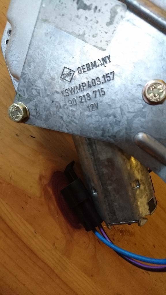 Opel Omega A Wischermotor hinten neu original GM