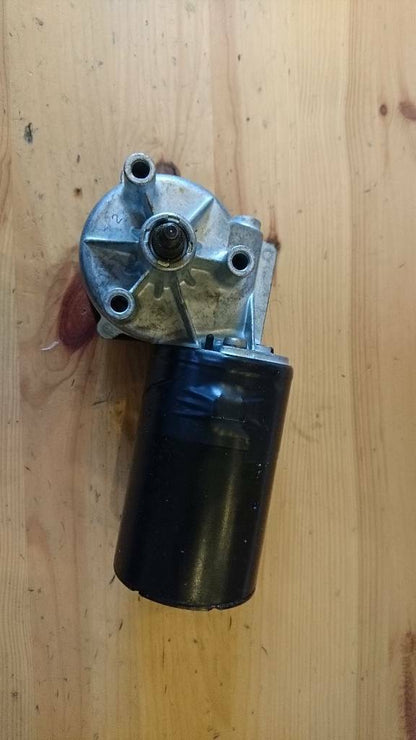 Kadett e Wischermotor vorne neu original gm delco