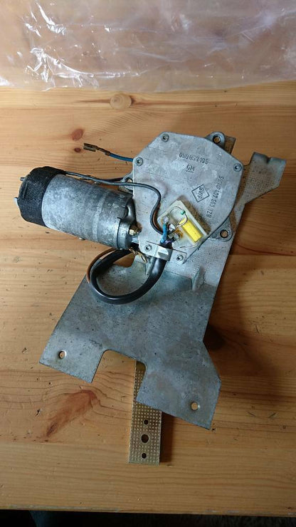 Kadett D Wischermotor neu original GM