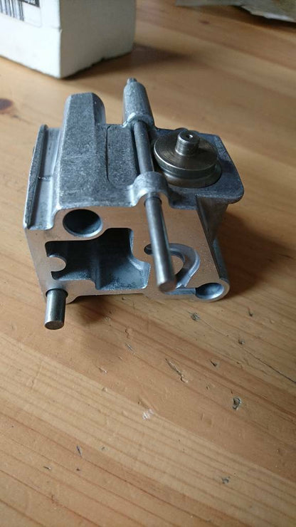 Opel Omega B 2.5 Diesel Kettenspanner neu original GM