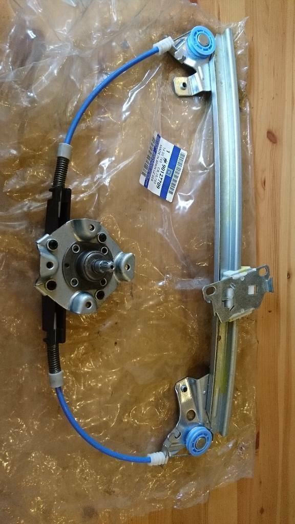 Corsa A Fensterheber vorne links manuell neu original GM