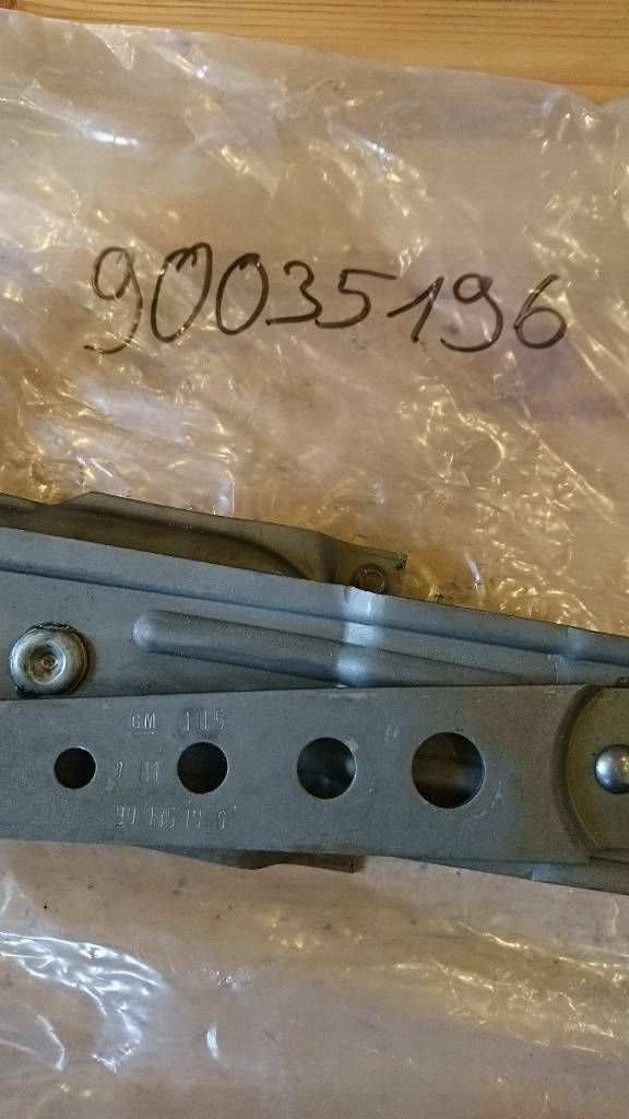 Ascona c Fensterheber vorne rechts manuell neu original gm