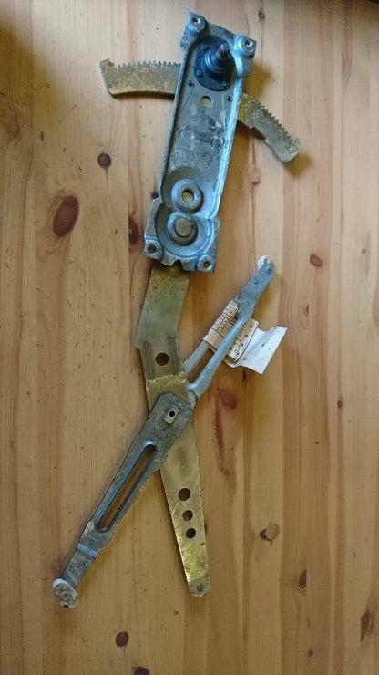 Corsa B Fensterheber hinten links manuell neu original GM