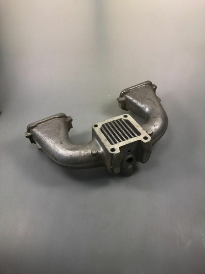 Original GM Opel Manta Opel GT Rekord Ansaugbrücke *NEU*
