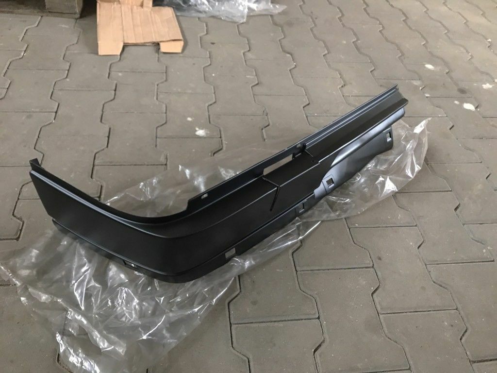 Original GM Opel Ascona C Spoiler vorne Rechts *NEU*