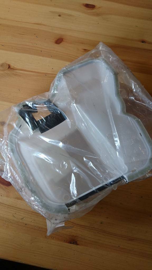 Opel Monterey Gurt Staubschutz links neu original GM