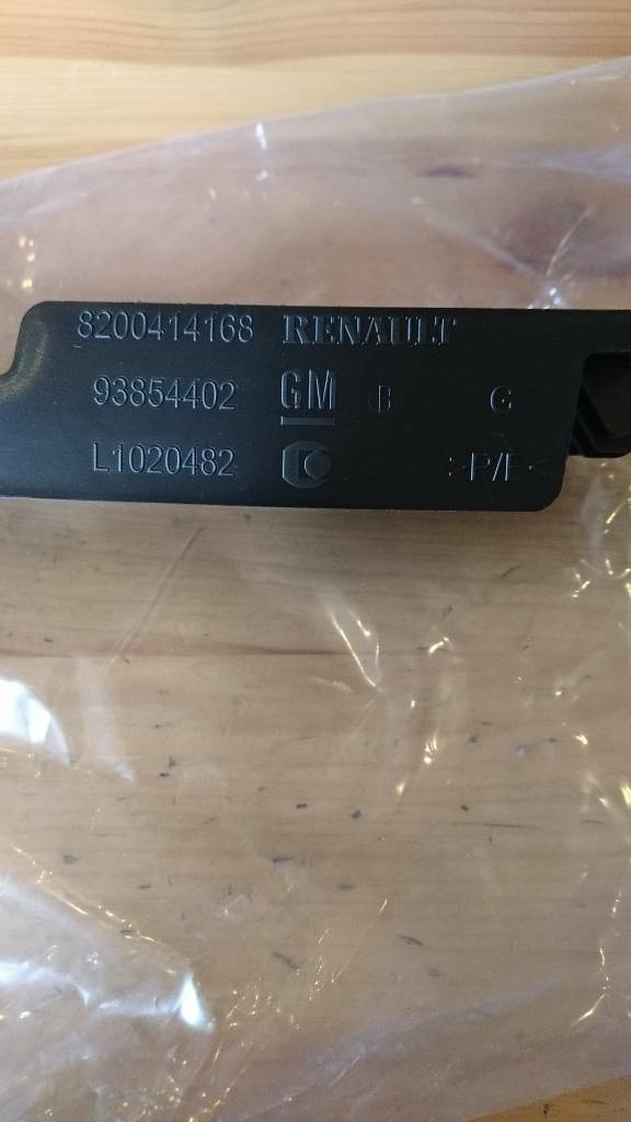 Opel Vivaro Kühler Abschirmung unten links neu original GM
