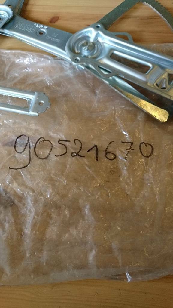 Astra G CC Fensterheber manuell vorne rechts neu original