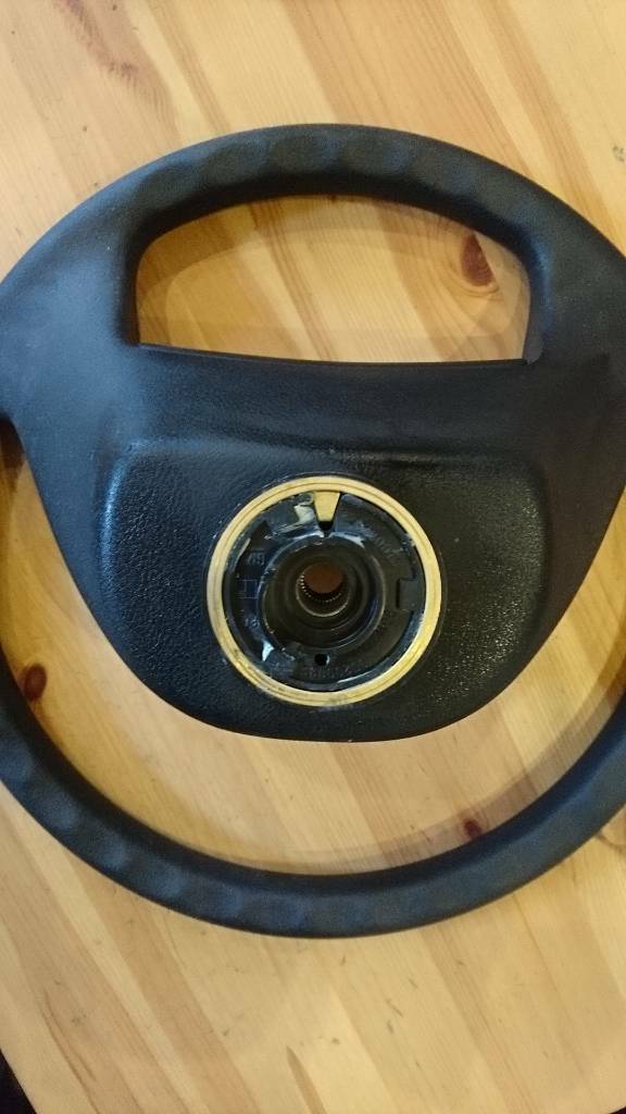 Vectra A Lenkrad ohne Hupe neu original GM