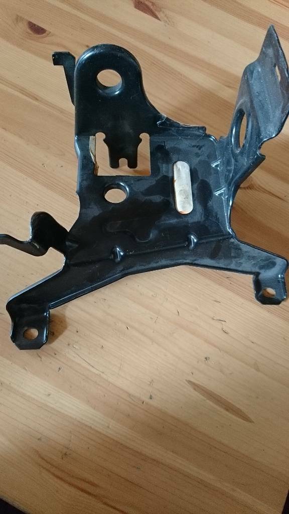 Vectra B Halter ABS Block neu original GM