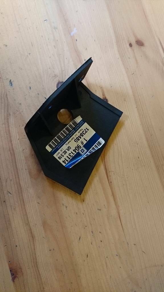 Astra f Halter Relaiskasten neu original gm 90413114
