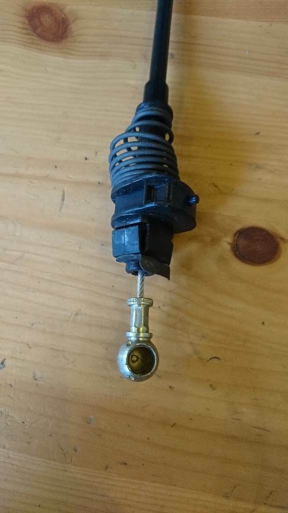 Opel Kadett E Gaszug Seilzug Gasregulierung neu original GM