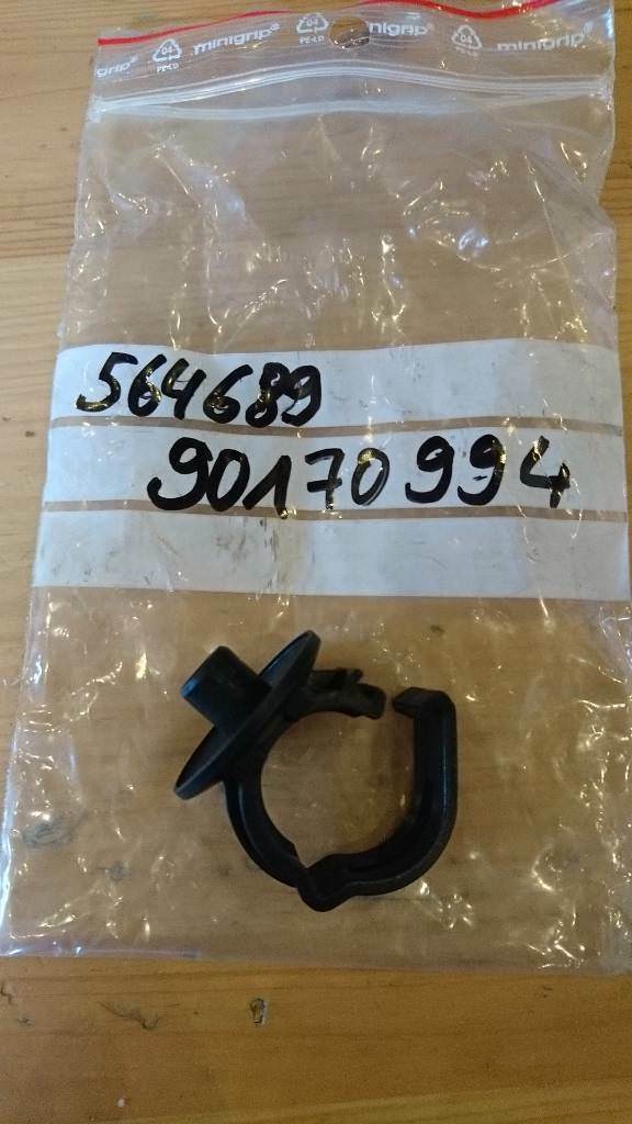 Calibra Vectra A Omega A Senator B Befestigungsklammer Klima neu Opel