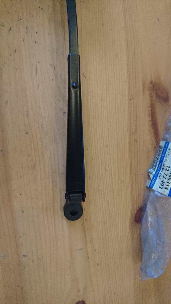 Corsa B Tigra A Scheibenwischerarm neu original GM