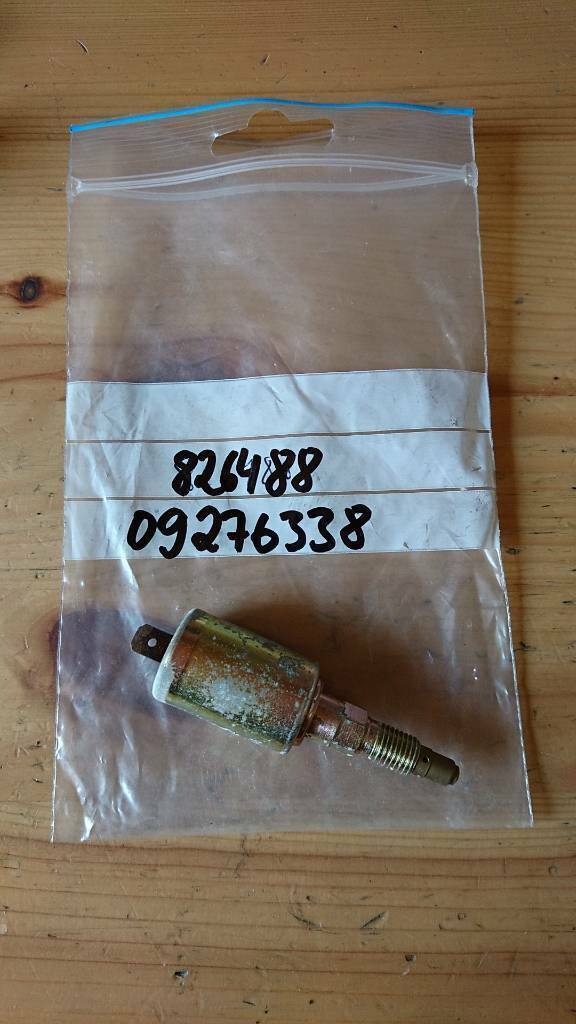 Kadett E Leerlauf Abschaltventil neu original GM