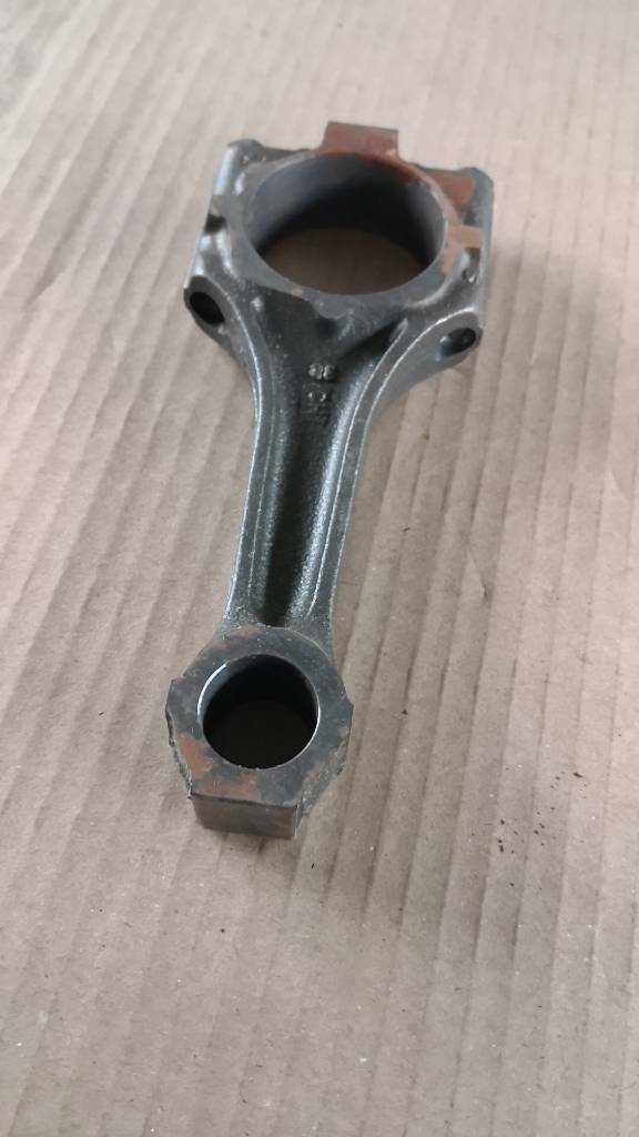 Opel Kadett E 1.8E Pleulstange Neu Original GM