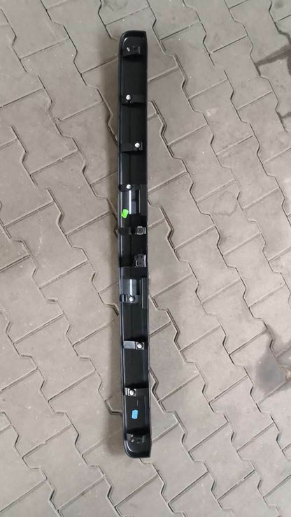 Original GM Renault Traffic Opel Vivaro Griffleiste Heckklappe Neu