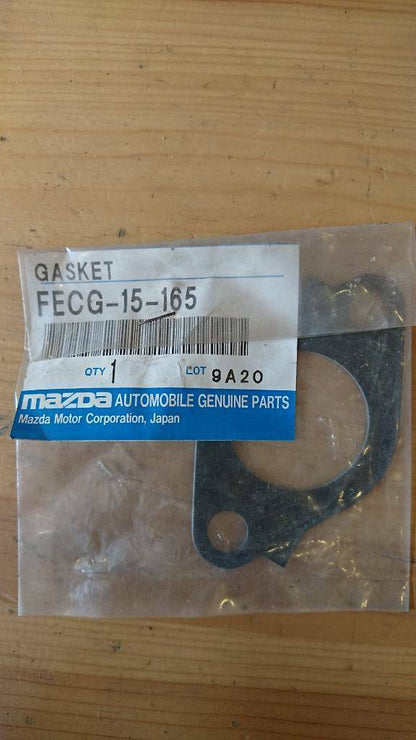 Mazda 929 626 Wasserpumpe Dichtung Einlass neu original