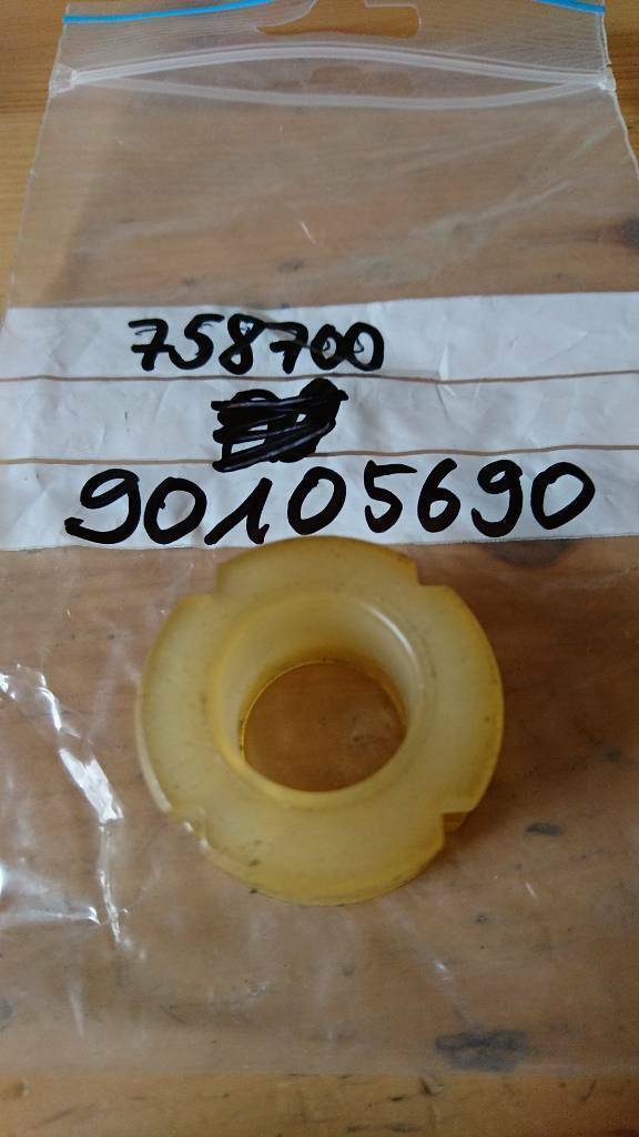 Kadett E Buchse Schaltrohr Schalt Getriebe neu original GM