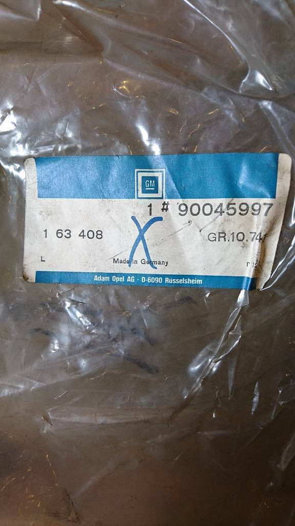 Opel Senator A Seitenscheibe Fenster neu original GM