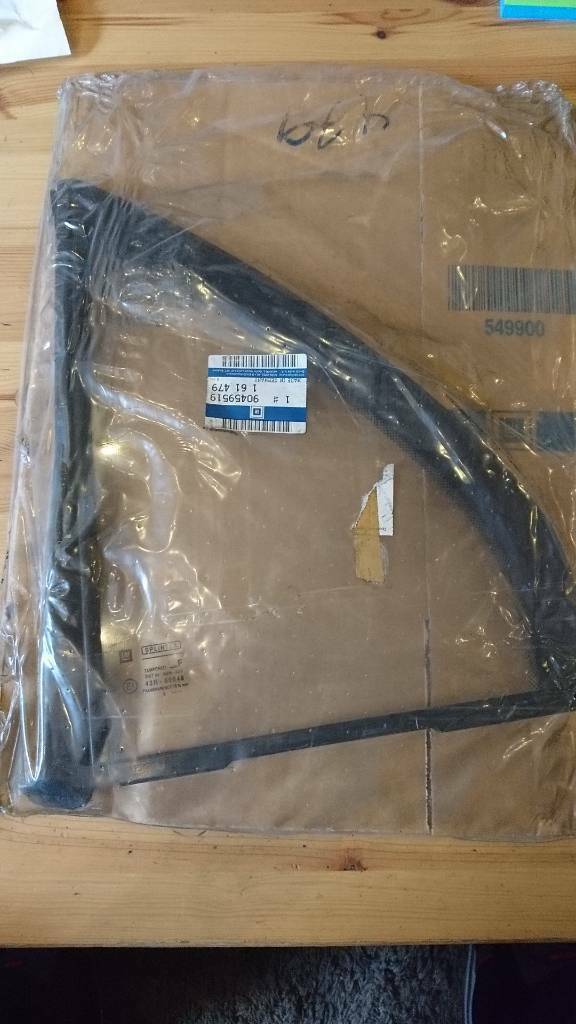 Opel Omega B Seitenscheibe hinten links neu original GM