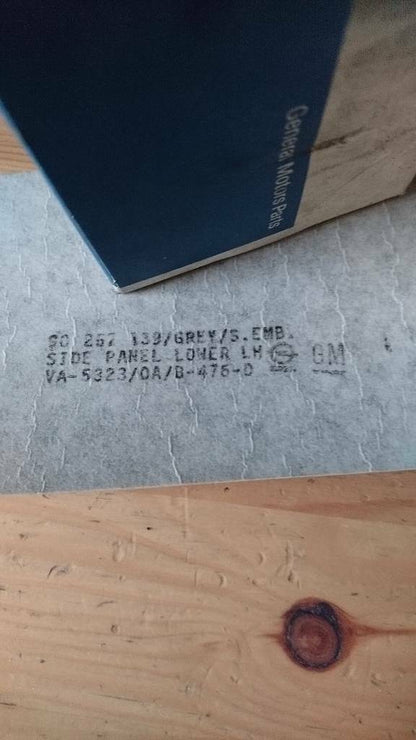 Kadett E Zierstreifen Karosserie links grau Neu Original GM