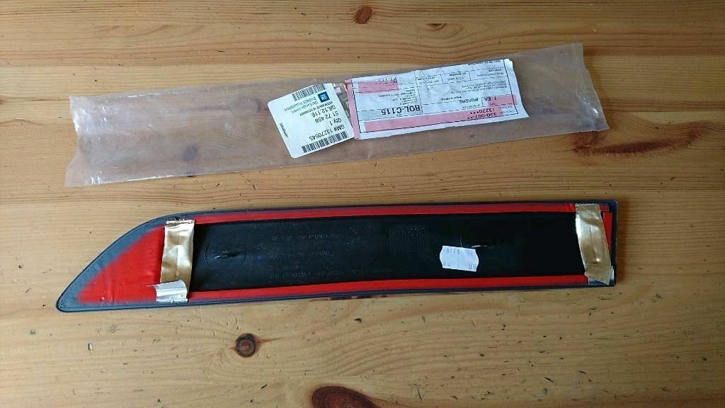 Corsa D Zierleiste Seitenwand hinten rechts neu original GM