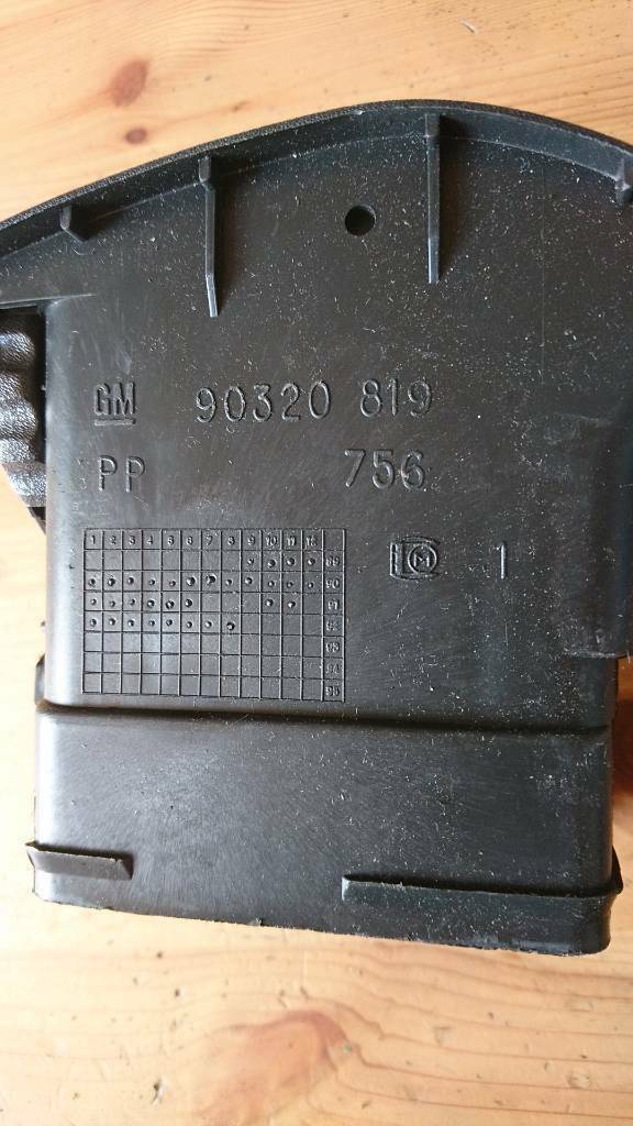 Corsa A Lüftungseinheit links rechts Neu Original GM 90320819
