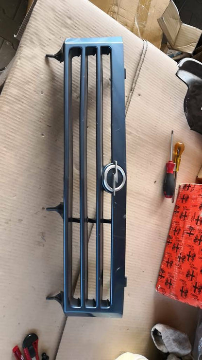 Opel Ascona C Kühlergrill Gebraucht original GM