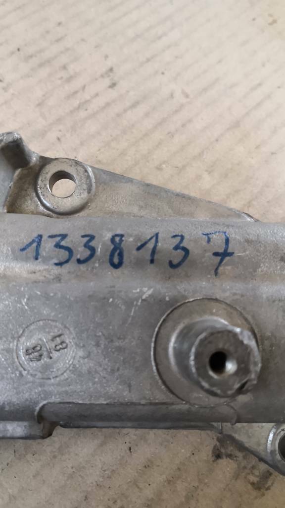 Opel Rekord E Ascona B Manta B Thermostatgehäuse Neu Original GM