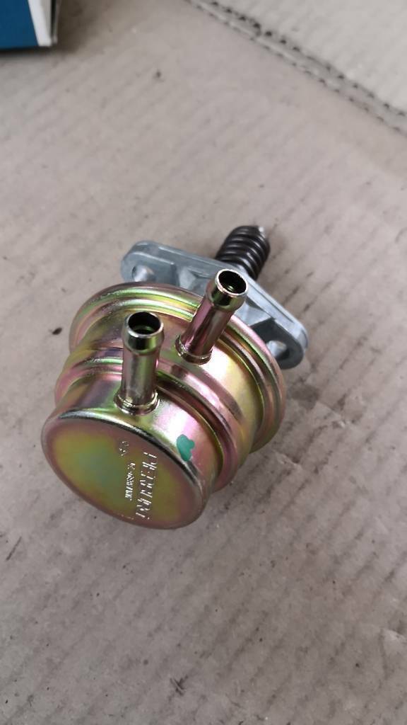 Opel Frontera Benzinpumpe neu original GM