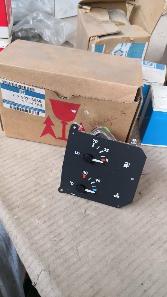 Opel Omega A Anzeige Benzin Kühlwasser Neu Original GM