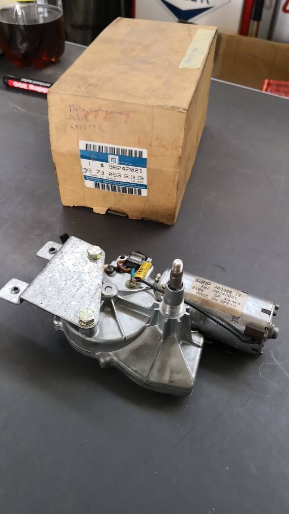 Opel Kadett E Heck Wischermotor Neu Original GM